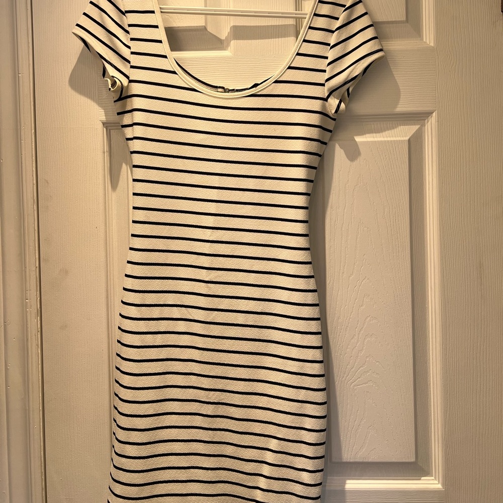 MIDI TIGHT DRESS- OPEN BACK